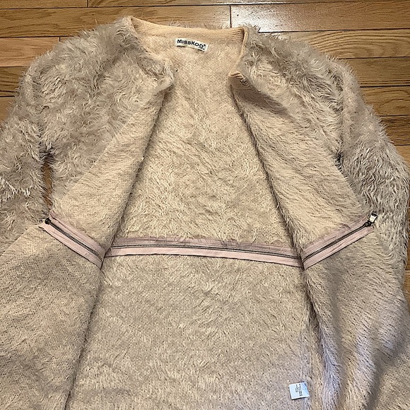 MissKoo Paris Sweater Coat - Picture 3 of 6